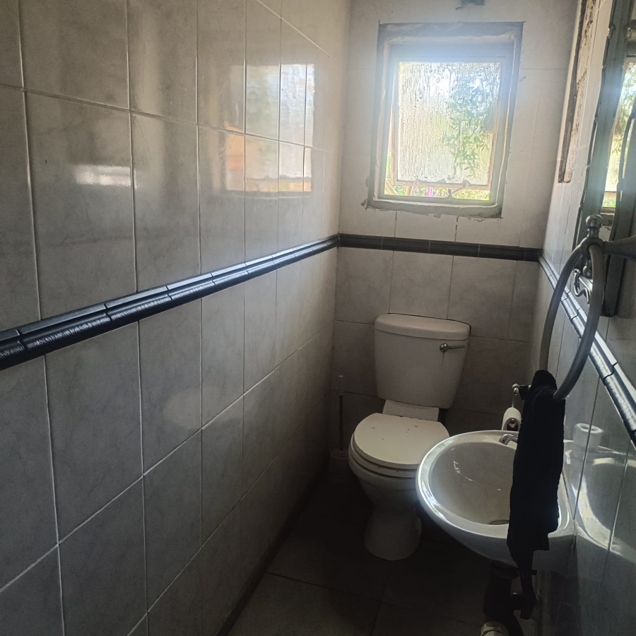 5 Bedroom Property for Sale in Sasolburg Ext 3 Free State